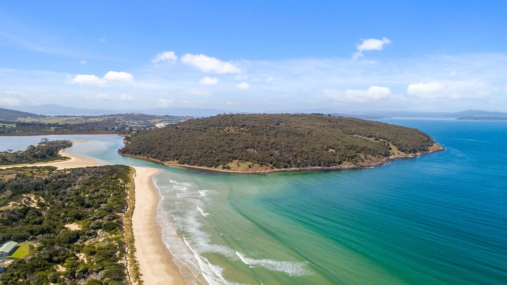 Primrose Sands paradise sold in record 1.45m cash deal