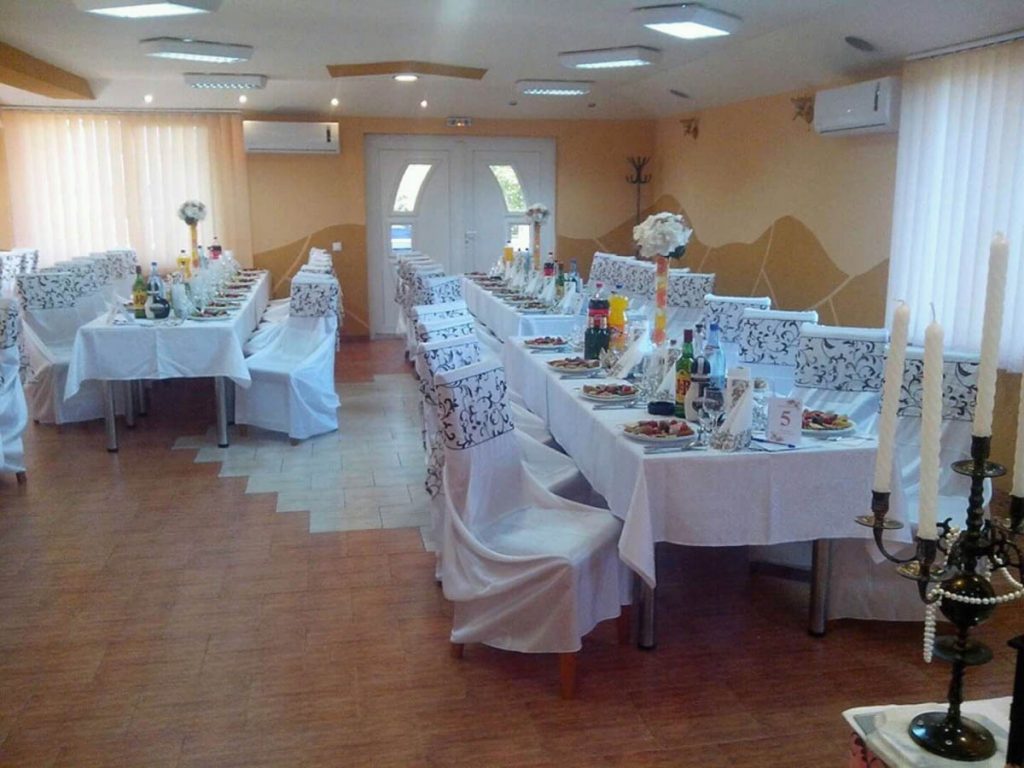 Restaurant Amaretto NunÈ›i Botezuri Pomene Restaurante Baia Mare