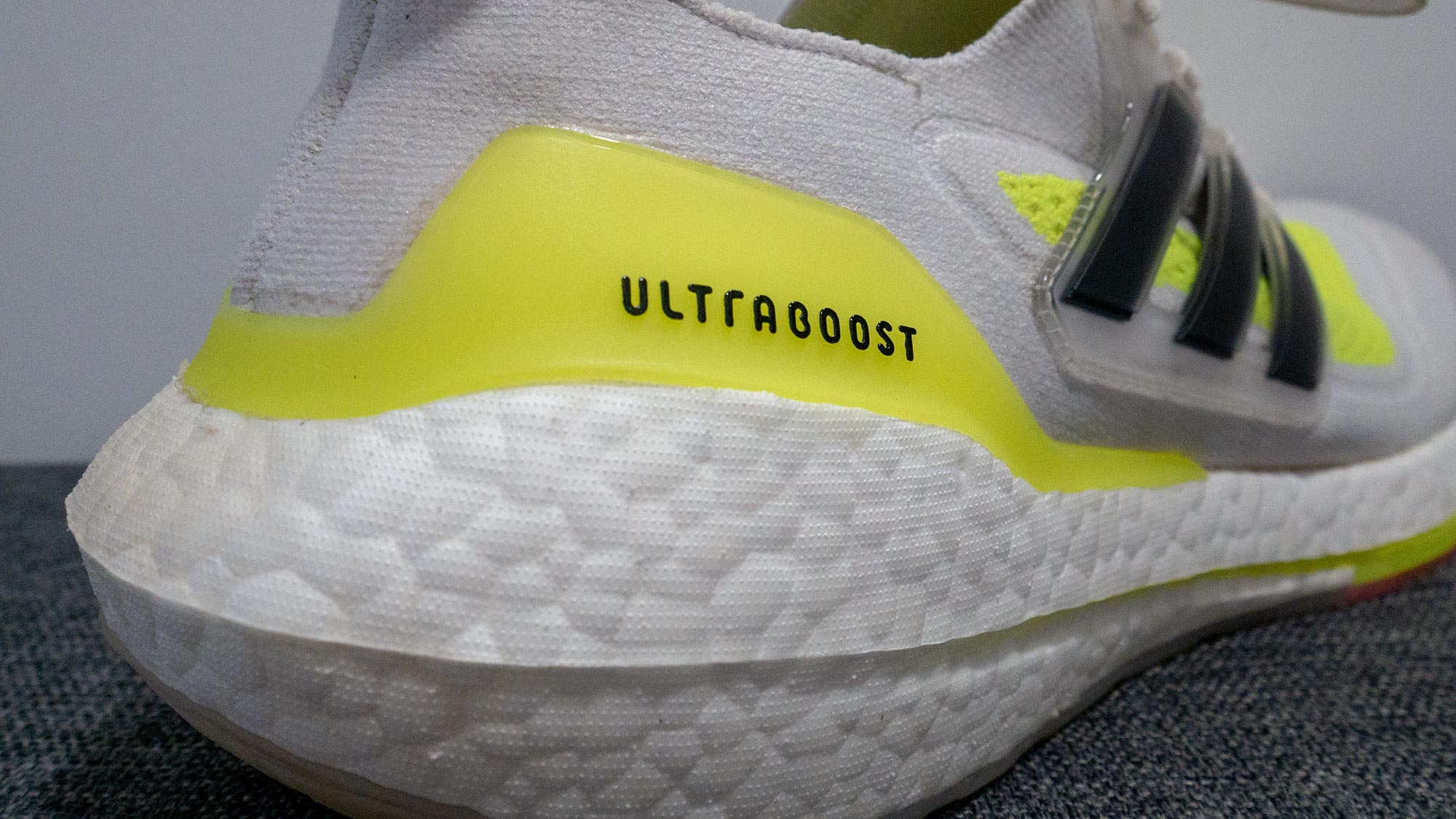 adidas UltraBoost 21 adidas UltraBoost 21