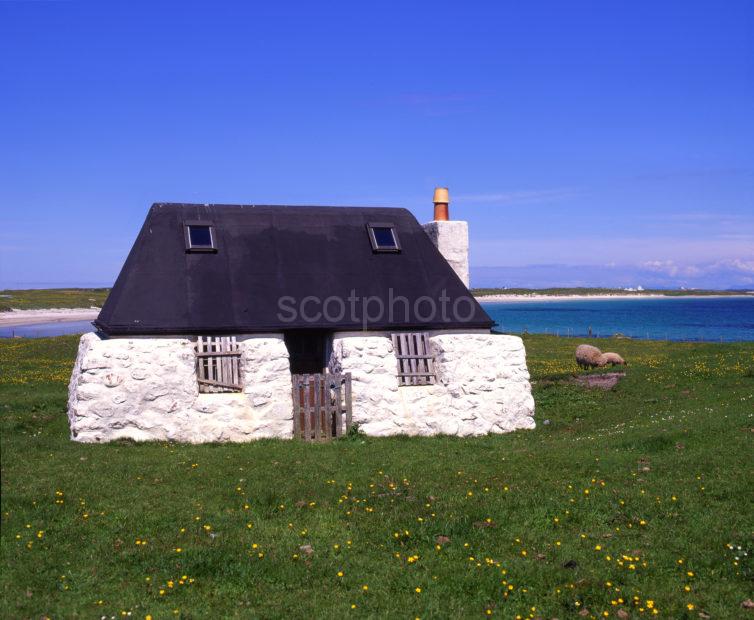 The Black House At Soroby Bay Balemartine Island Of Tiree