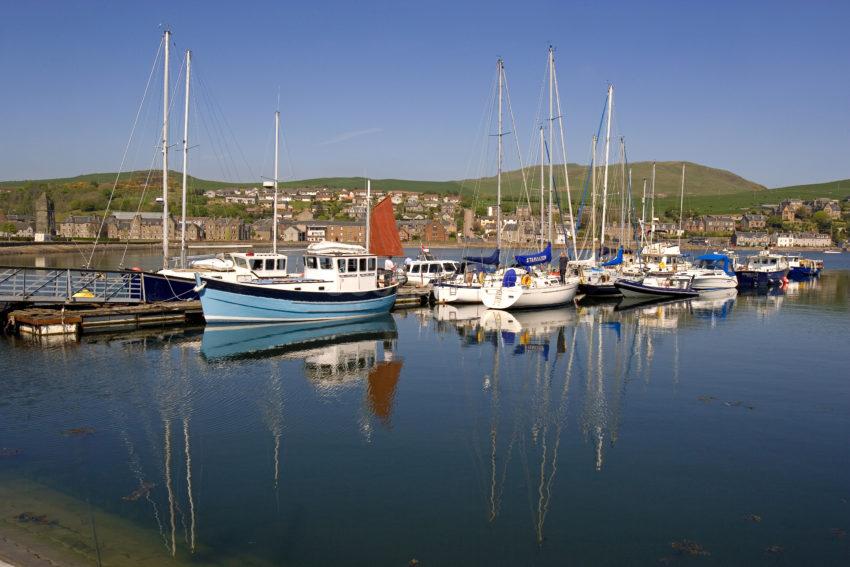 WY3Q4920 Campbeltown Harbour 07