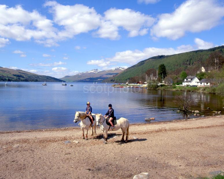 Pony Trekking Shore Of Loch Tay At Kenmore Perthshire