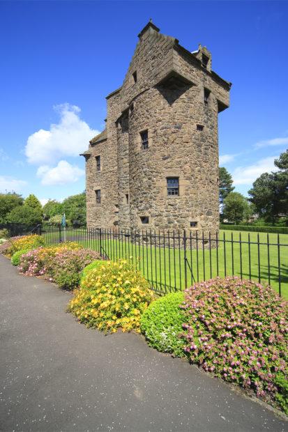 CLAYPOTS CASTLE ANGUS NE SCOTLAND