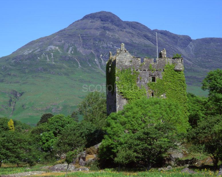 MacLaine Stronghold Moy Castle Tower House And Ben Buie Lochbuie Mull