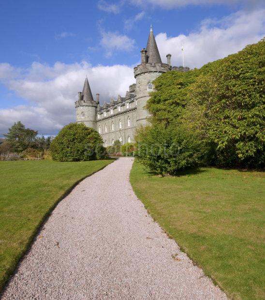 0I5D6170 INVERARAY CASTLE FROM GROUNDS ARGYLL PORTRAIT