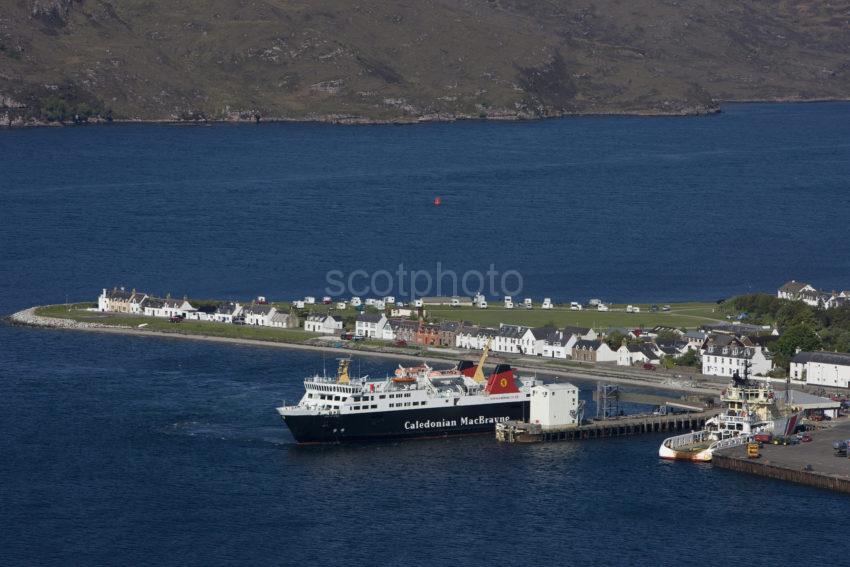 I5D4436 Stornoway Ferry At Ullapool Loch Broom NW Scotland