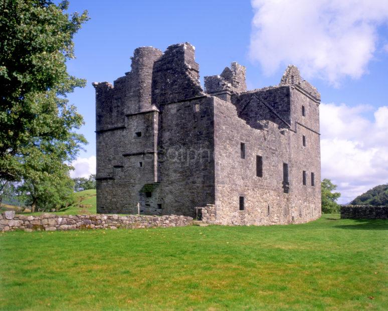 Carnasserie Castle A 16th Cent Tower House Near Kilmartin Argyll