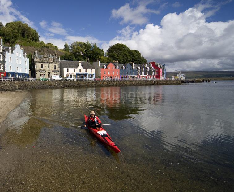 I5D9881 Tobermory With Canoe From Seafront Island Of Mull