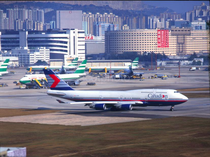 The Apron And Runway With Canadian 747 400 Kai Tak