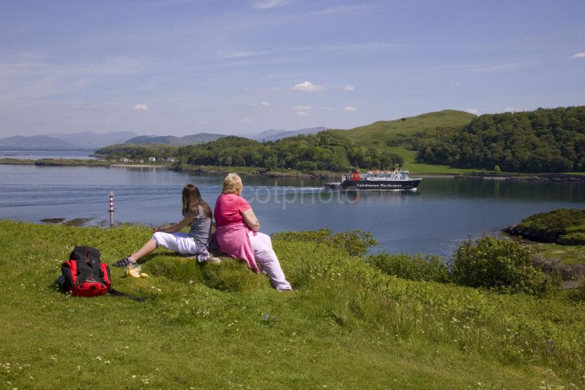 Tourist Watch The Ferriy Pass Dunollie From Kerrera