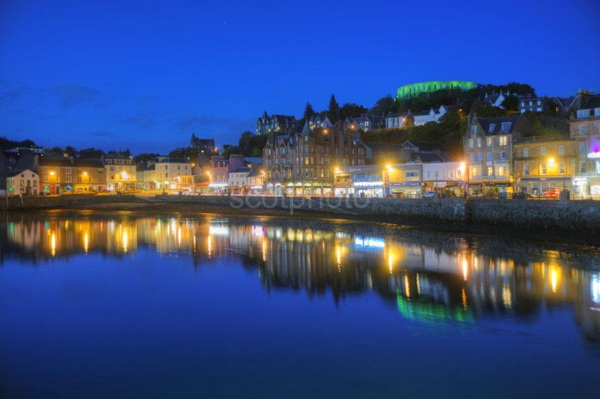 OBAN AT NIGHT FROM RAIL PIER 2014