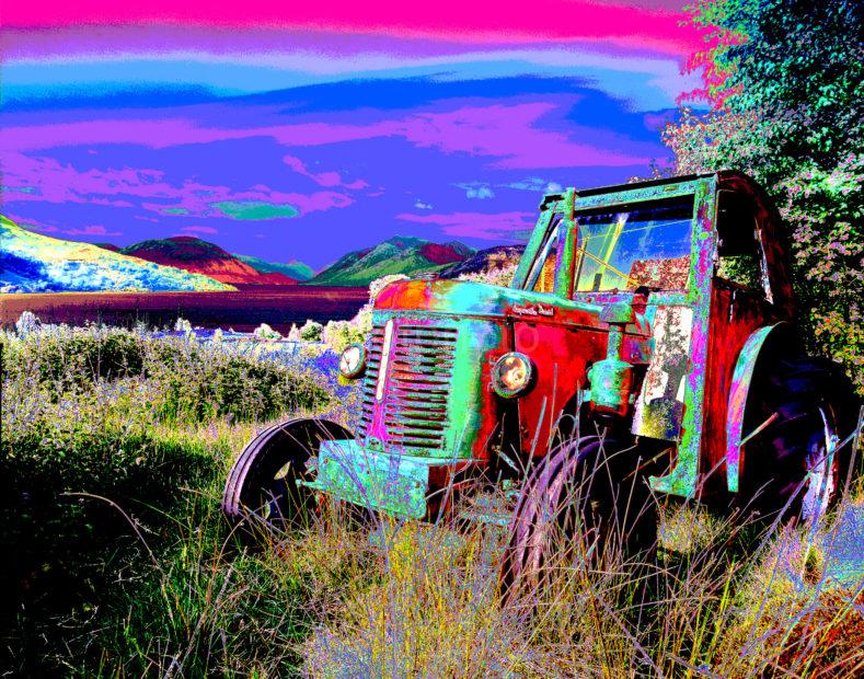 TRACTOR GLEN ETIVE COLOUR POSTERIZE