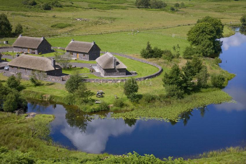 0I5D9729 Thatched Cottages Loch Nell West Highlands