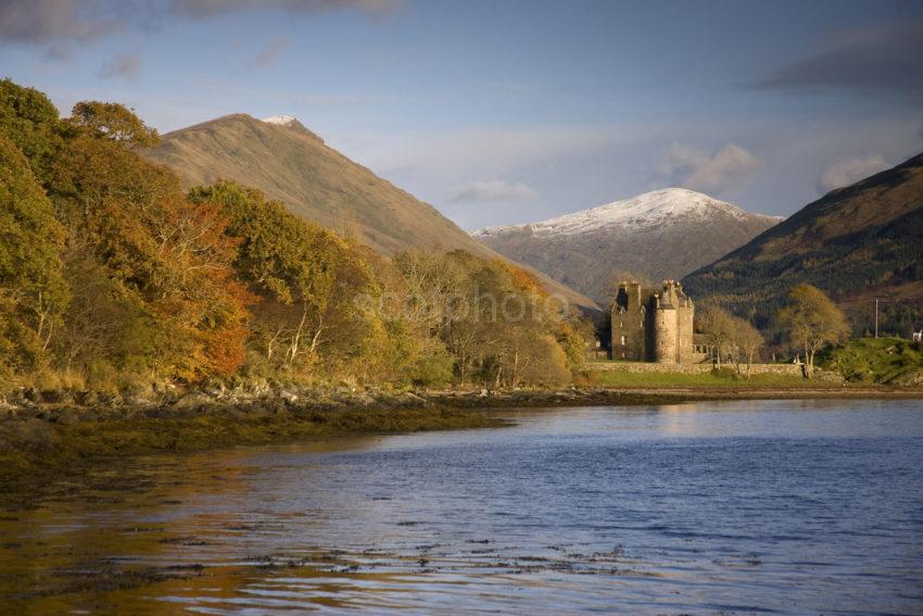 0I5D9764 Dunderave Castle Loch Fyne In Autumn