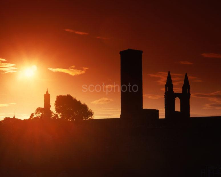 Starburst Sunset St Rules Tower And Cathedral Ruins St Andrews