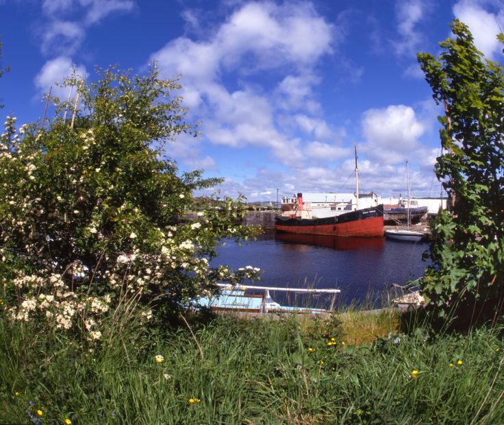 The Clyde Puffer Auld Reekie In Ardrishaig Basin Crinan Canal