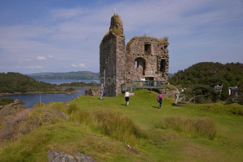 DSC 0450 TARBERT CASTLE KINTYRE