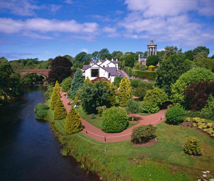 Burns Statue Brig O Doon Alloway