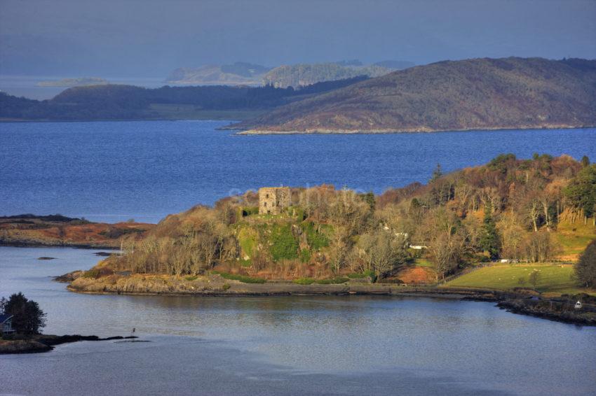 0I5D0429 Dunollie Castle