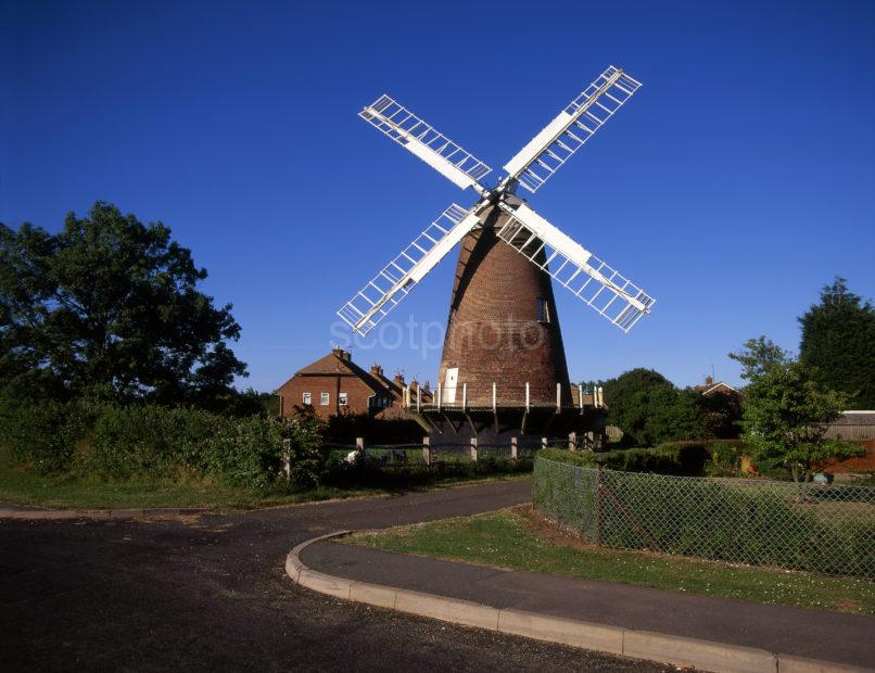 POLEGATE WINDMILL SUSSEX WEB