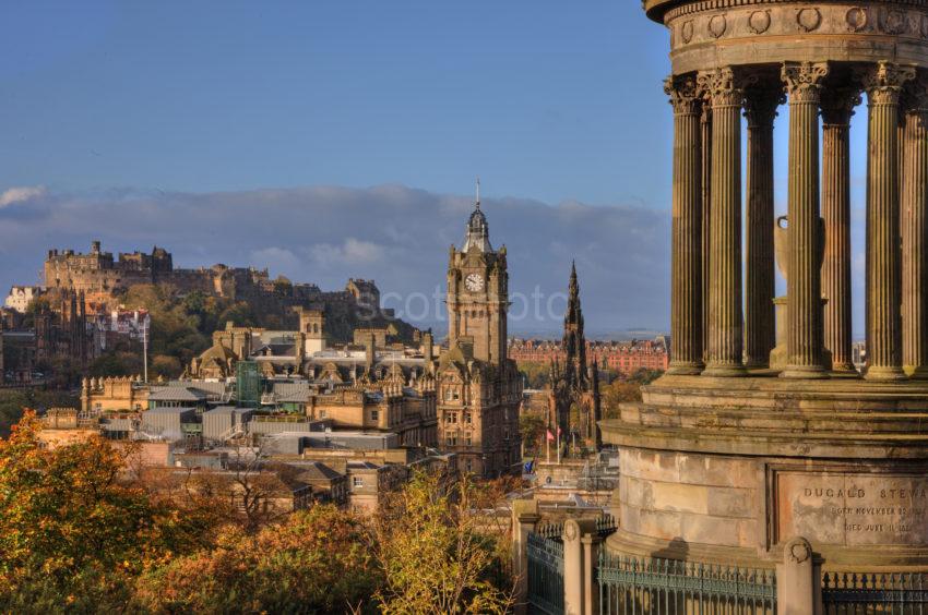 0I5D8910 Autumn View Overlooking Edinburgh