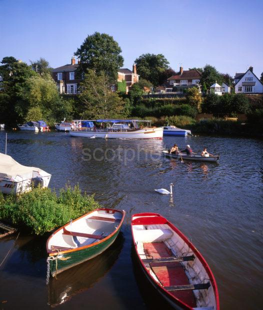 The River Dee Chester