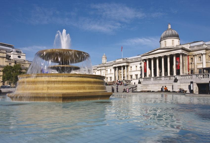 National Gallery Fountain Trafalger Square