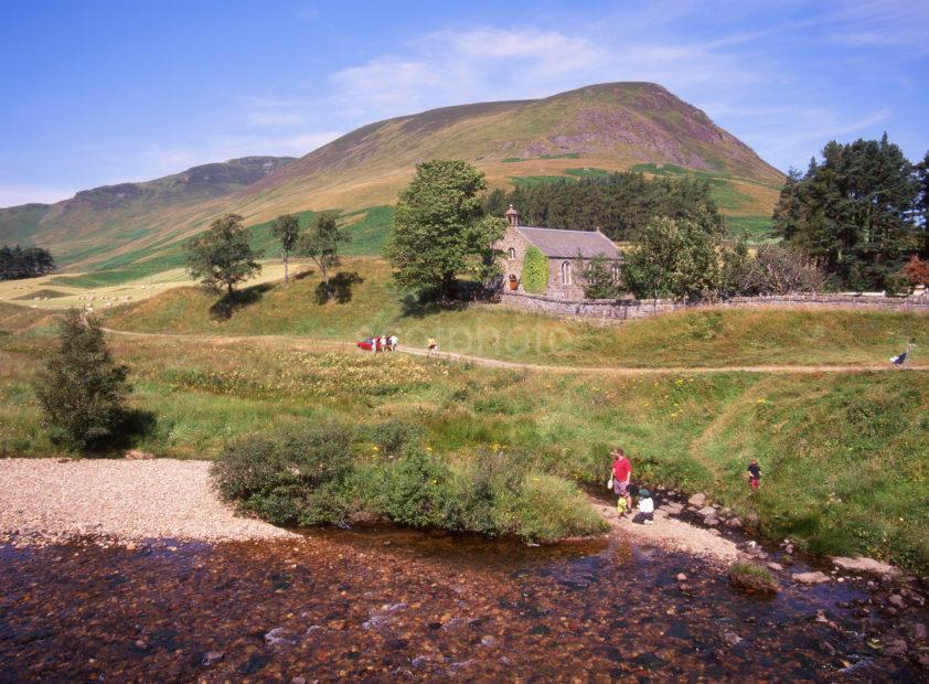 Spittal Of Glenshee Church