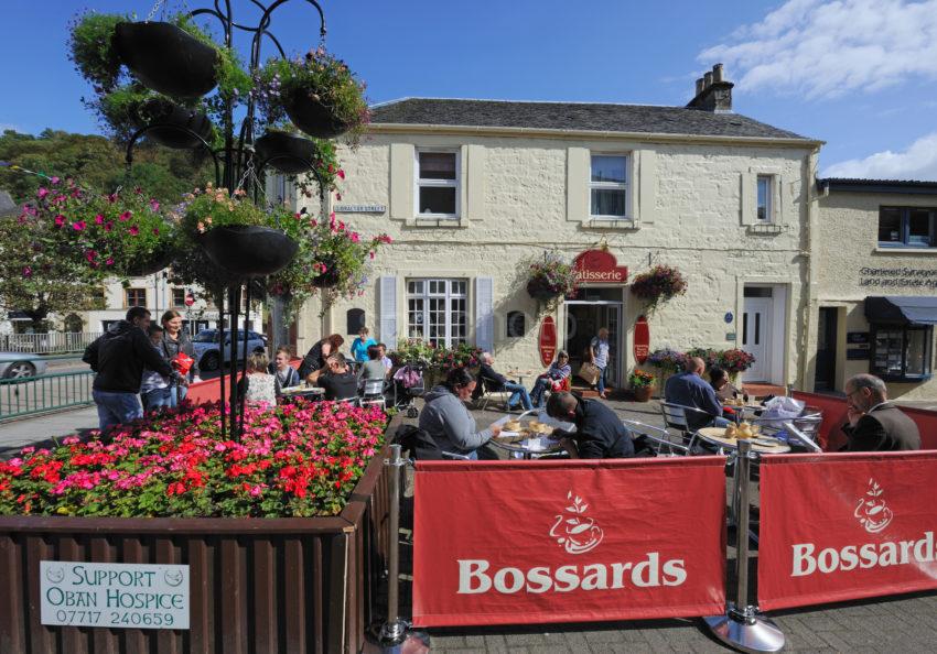 DSC 0160 Outside Cafe And Bakery In Gibralter Street Oban 2011