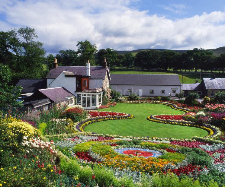 Beechgrove Garden Broughton Peebleshire