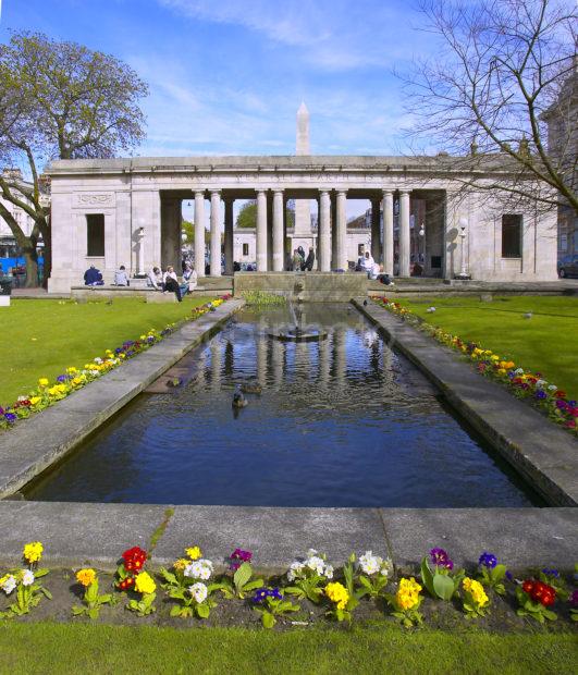 Gardens And Memorial Southport Centre