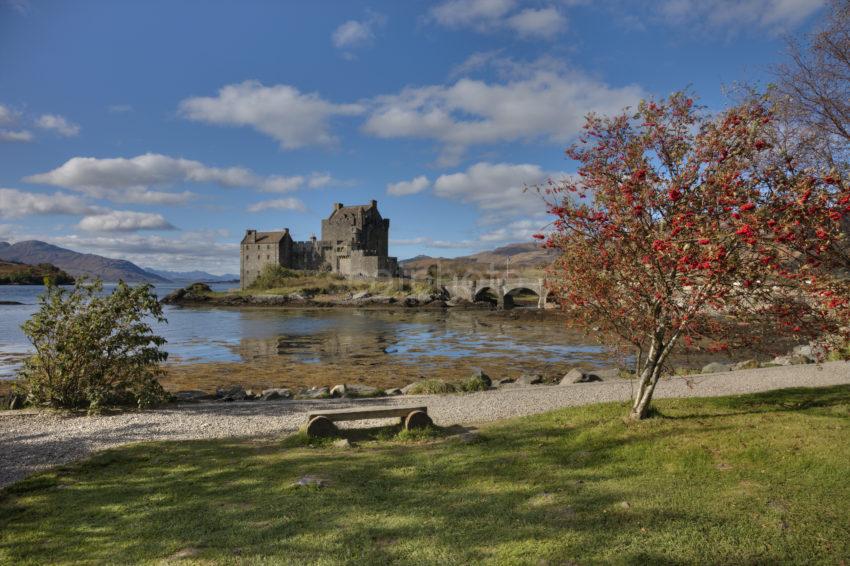 0I5D0090 Eilean Donan Castle