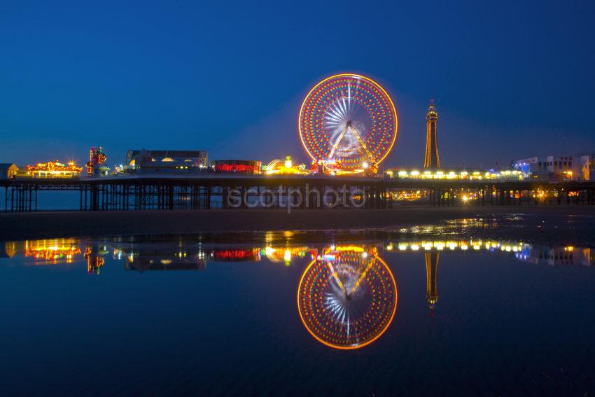 Blaxckpool Prom And Tower At Night