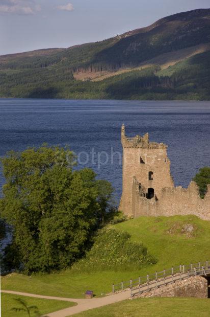 0I5D9972 Urquhart Castle Loch Ness Great Glen Invernesshire