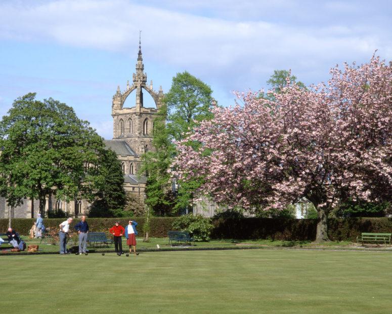 Perth From The South Inches