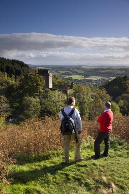 0I5D1760 Two Walkers Overlook Castle Campbell And Dollar Glen