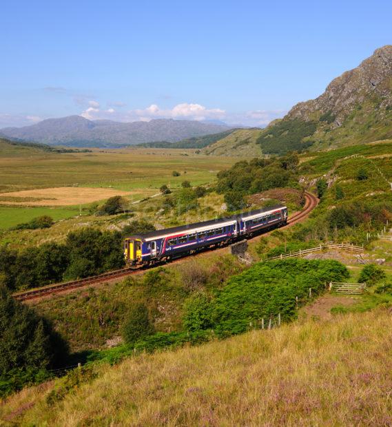 Two Car Sprinter Betwwen Morar And Arisaig Mallaig F William Line SMALL