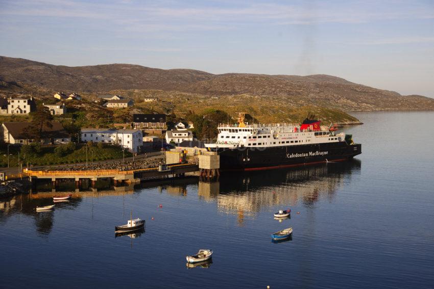 DSC 8914 MV Hebrides After Arriving At Tarbert Harris