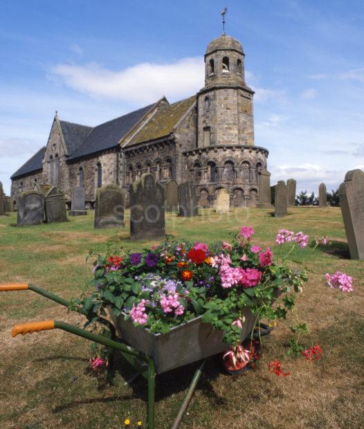 Leuchars Parish Church Norman Built 11 83 By Robert De Quinci Leuchars Fife