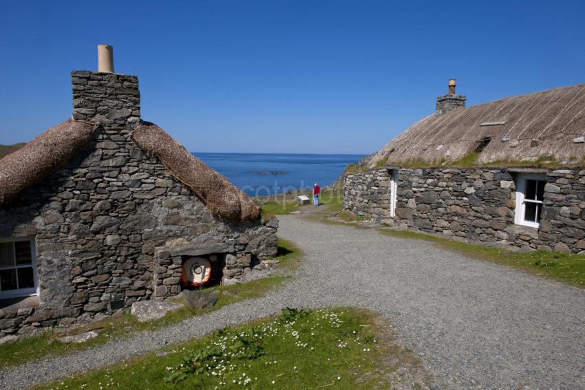 DSC 9392 Thatched Village At Gearanach Lewis