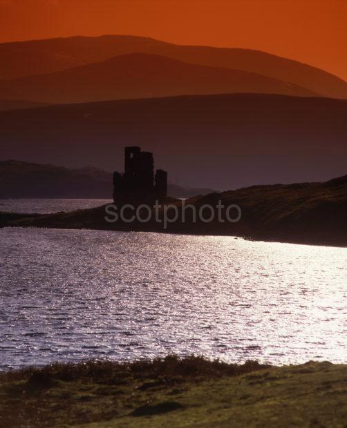 ARDVRECK CASTLE LOCH ASSYNT