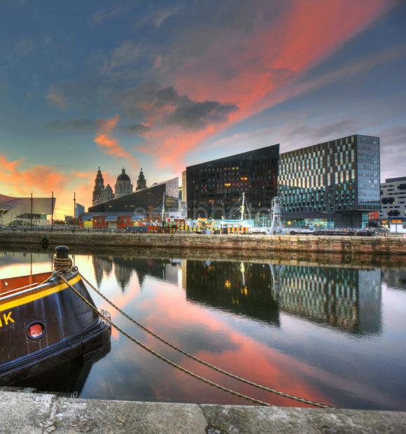 0I5D3331 LIVERPOOL SEAFRONT TOWARDS PER HEAD BUILDINGS Cropped