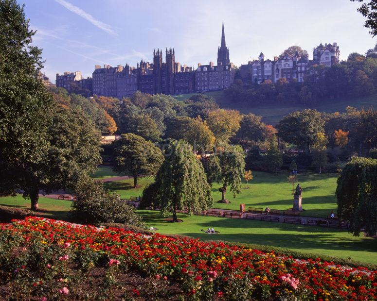 Ramsay Gardens And The Mound From Princes Street Edinburgh