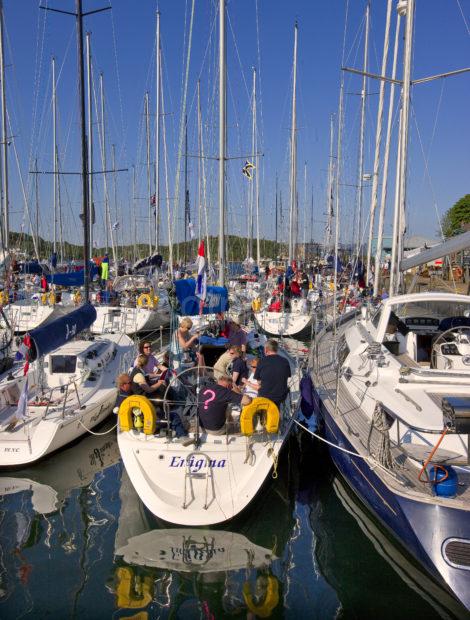 Garthering Of Yachts At Tarbert Loch Fyne 08