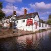 The Boathouse On The River Dee Chester