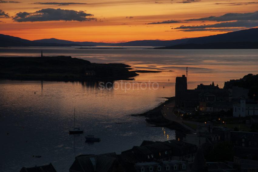 729cfe54 1z6e6629 Oban Bay Sunset