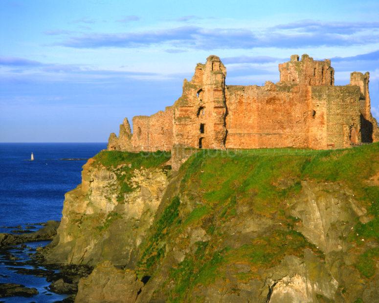 Tantallon Castle Ruins On Clifftop In East Lothian