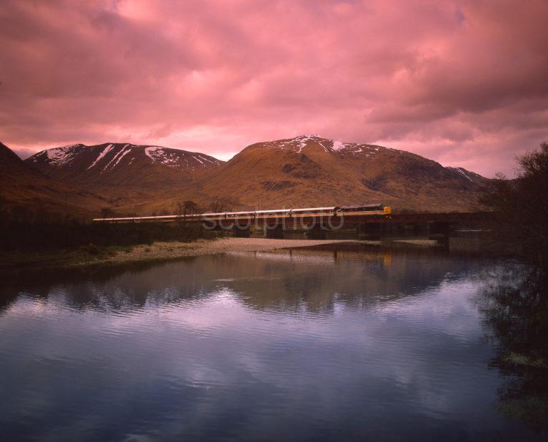 The Highlander Crosses Loch Awe