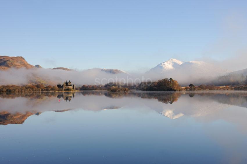 Ben Lui And Kilchurn Castle Morning Mists