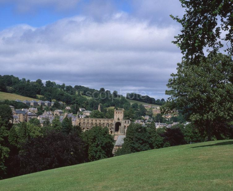 Jedburgh Abbey And Town Jedburgh Borders